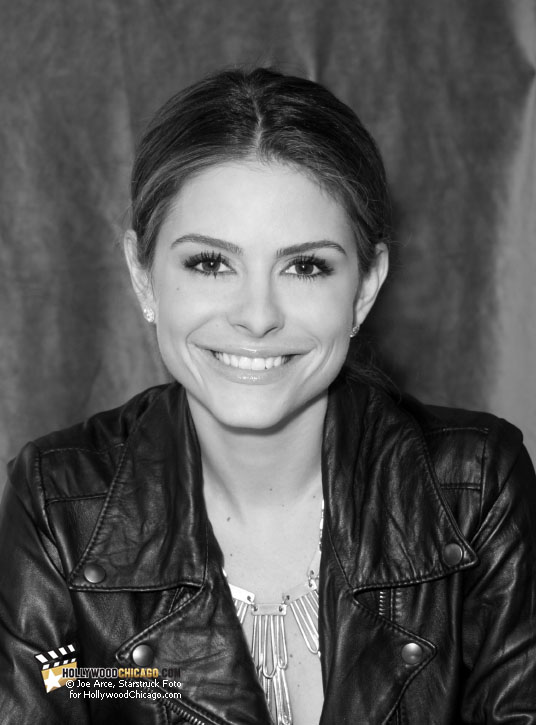 Maria Manounos at Barbara’s Bookstore UIC, Chicago, April 2011