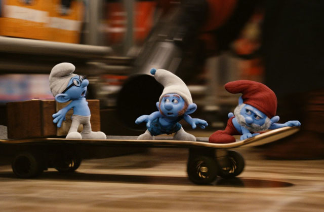Smurfing USA: Brainy (voice of Fred Armisen), Gutsy (Alan Cumming) and Papa Smurf (Jonathan Winters) in ‘The Smurfs’