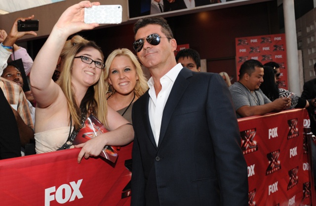 The Real X Factor: Simon Cowell Greets Fans in ‘The X Factor’ 