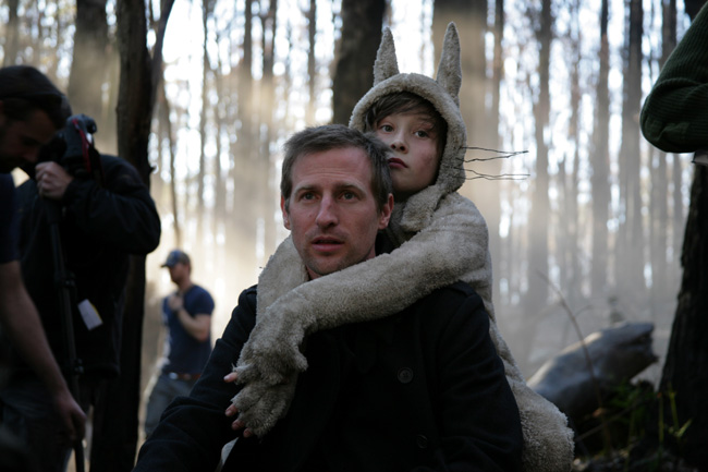 Director Spike Jonze and Max Records on the set of Where the Wild Things Are